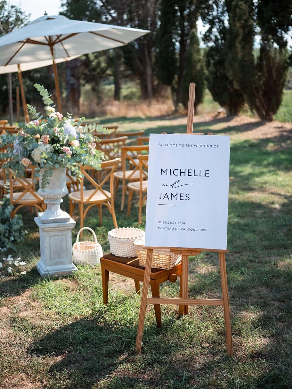 Décoration florale de mariage au Château de Vaucouleurs