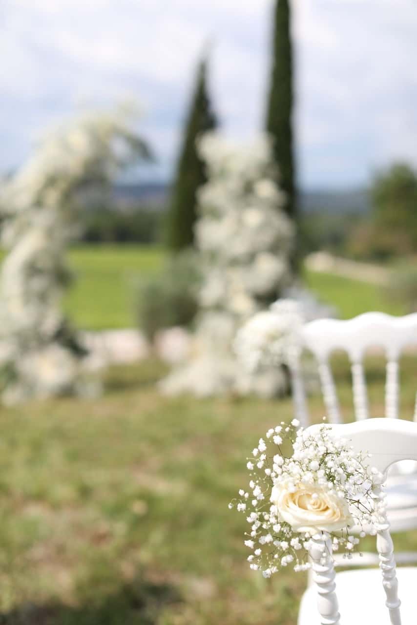 Décoration florale de mariage au Château Maime