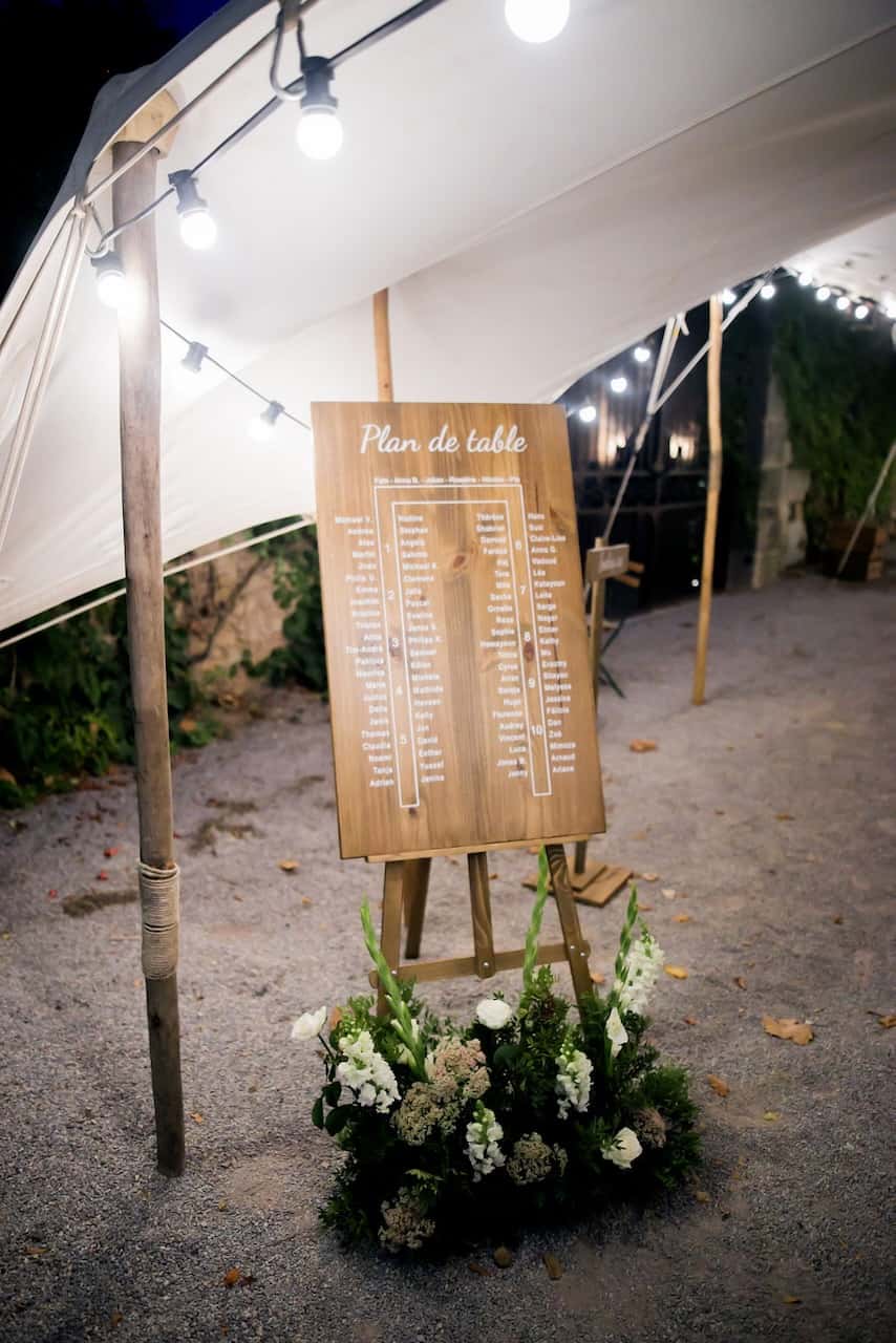 Décoration florale de mariage au Château Sainte-Roseline