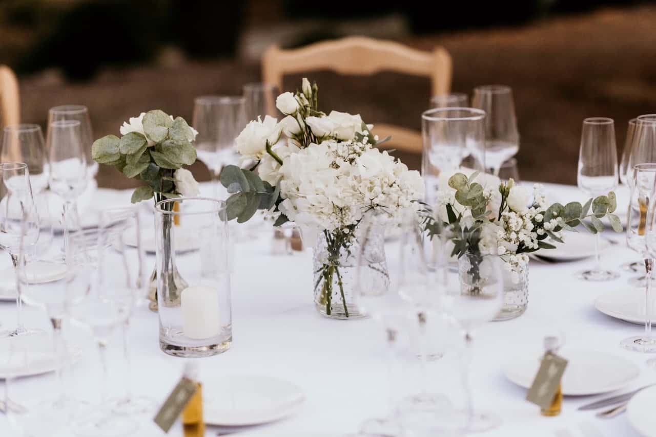 Décoration florale de mariage au Château Rasque