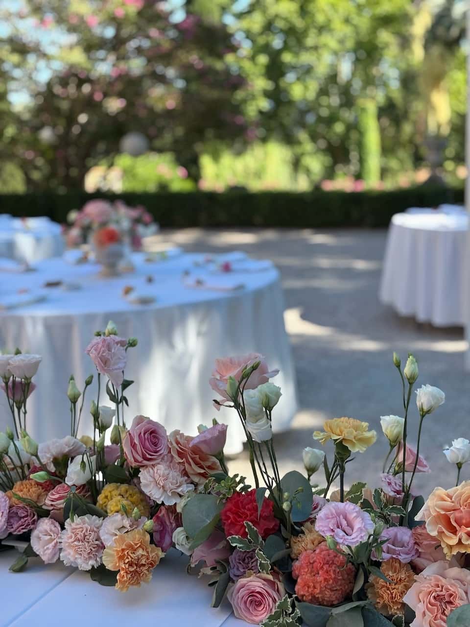 Décoration florale de mariage au Château Colbert