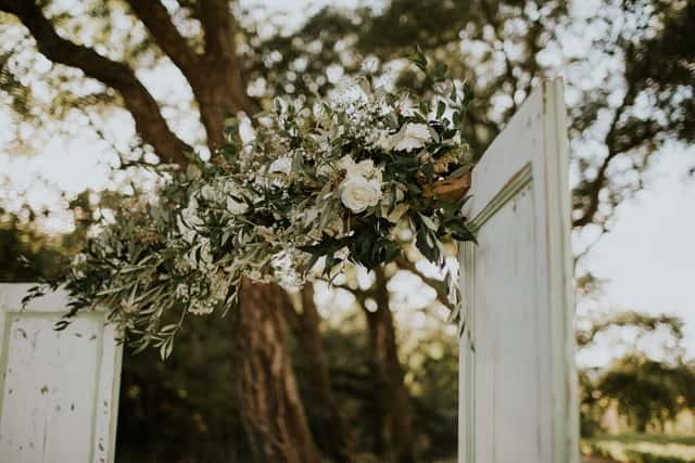 Décoration florale de mariage au Château Maime