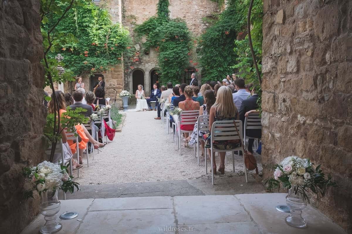 Décoration florale de mariage au Château Sainte-Roseline