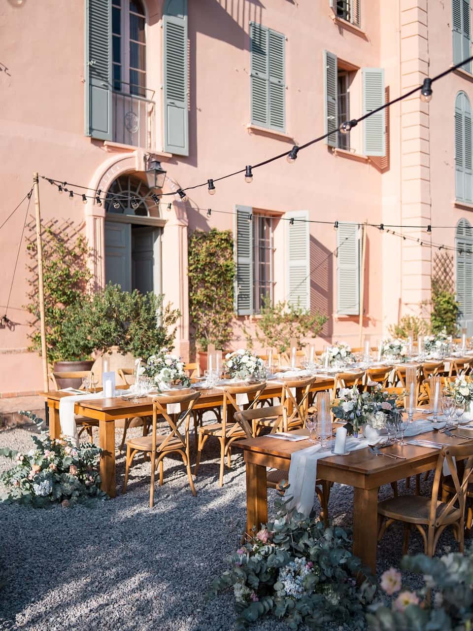 Décoration florale de mariage au Château de Vaucouleurs