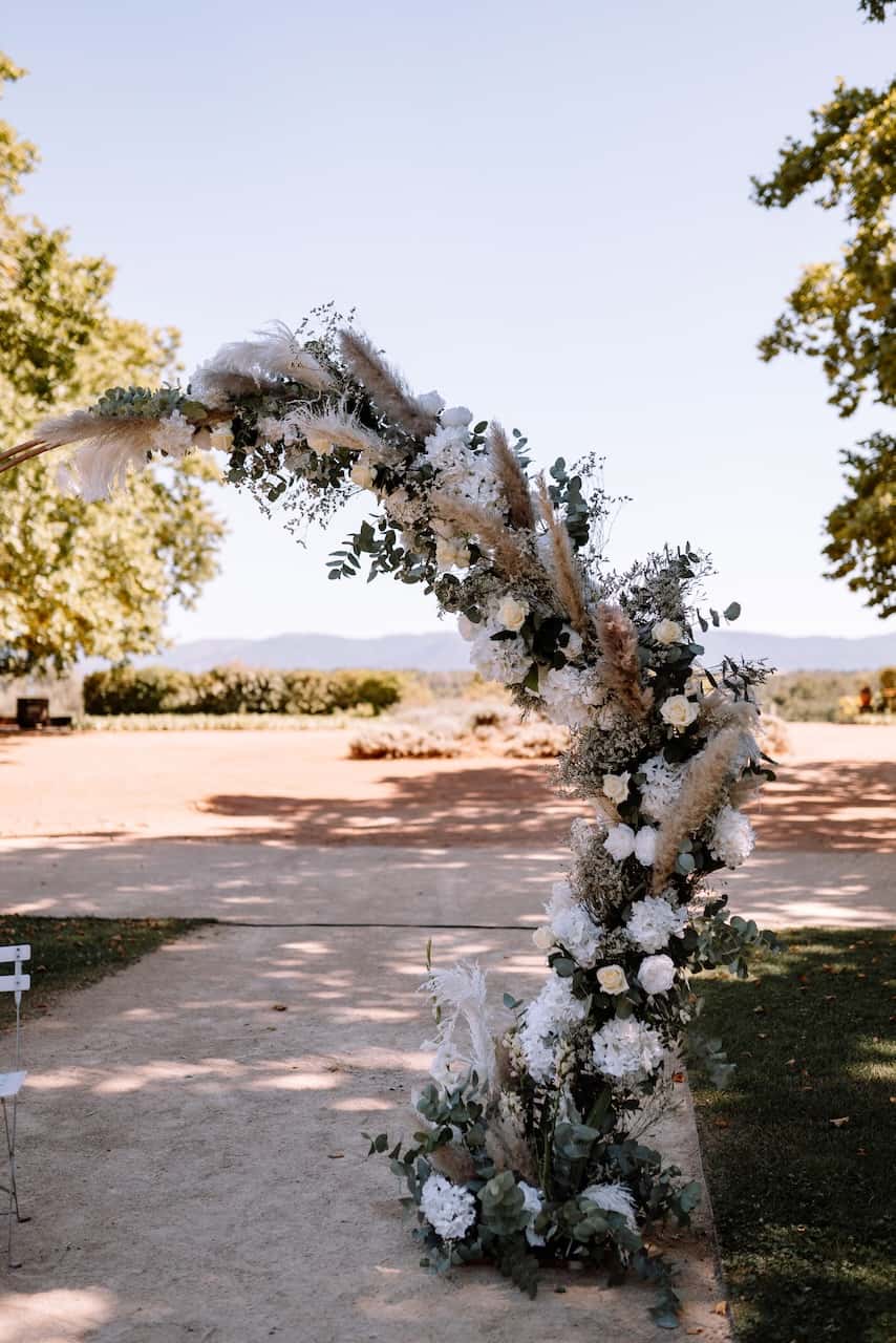 Décoration florale de mariage au Château Colbert
