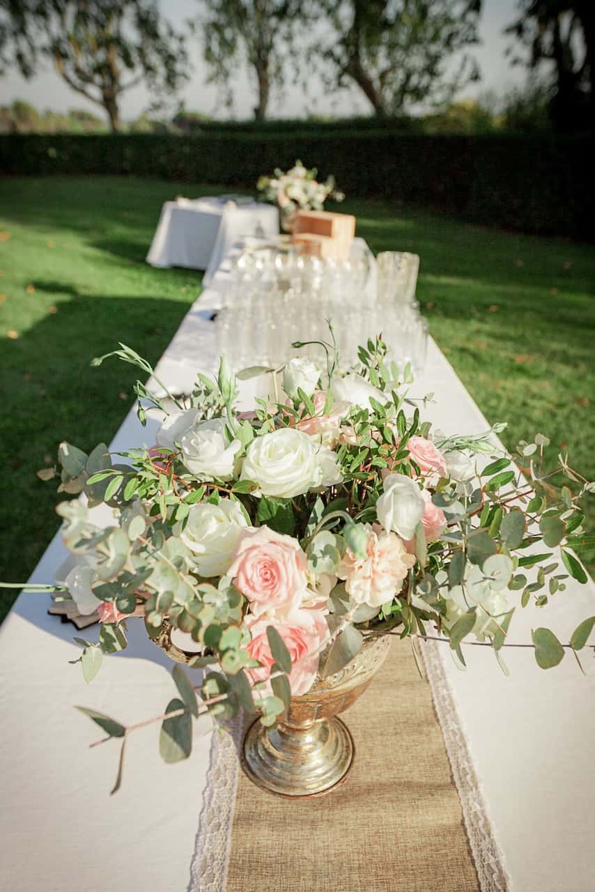 Décoration florale de mariage au Château des Demoiselles