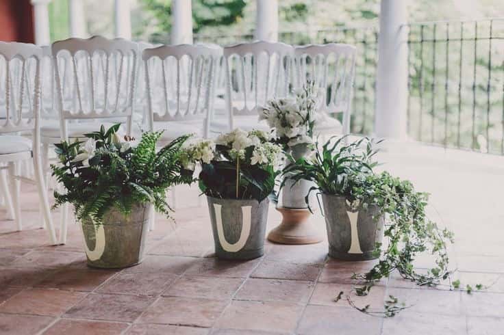 Décoration florale de mariage au Château La Font du Broc