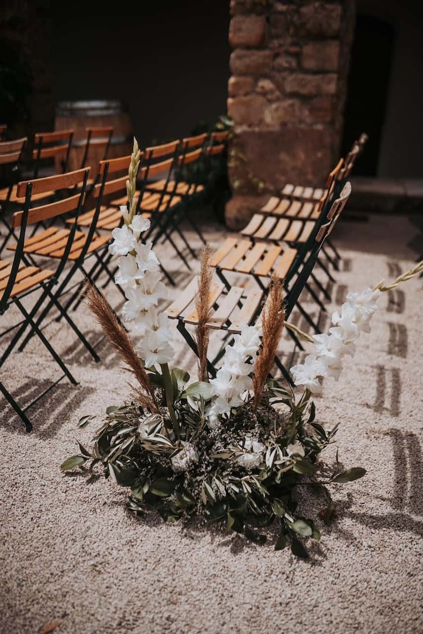 Décoration florale de mariage au Château Sainte-Roseline