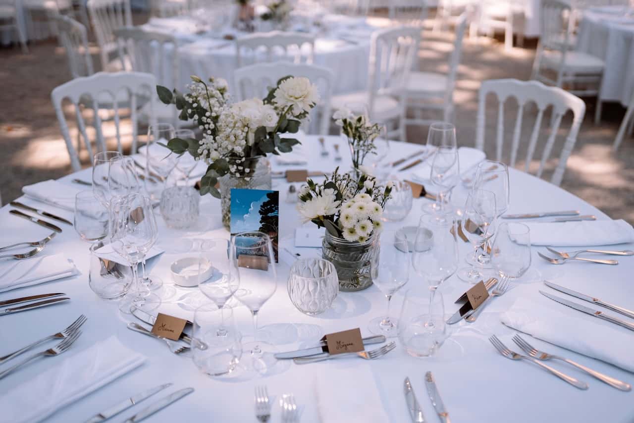 Décoration florale de mariage au Château Colbert