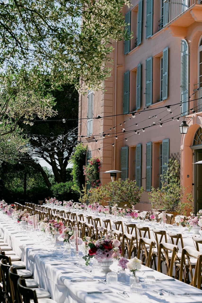 Décoration florale de mariage au Château de Vaucouleurs