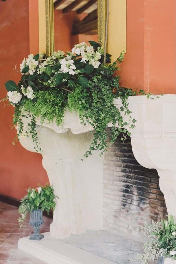 Décoration florale de mariage au Château La Font du Broc
