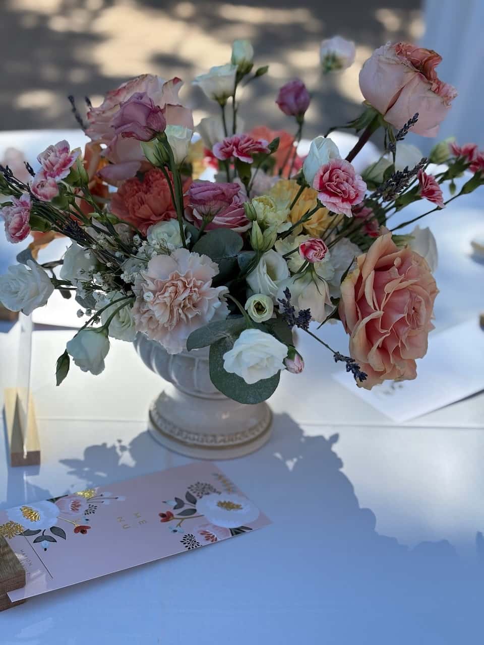 Décoration florale de mariage au Château Colbert