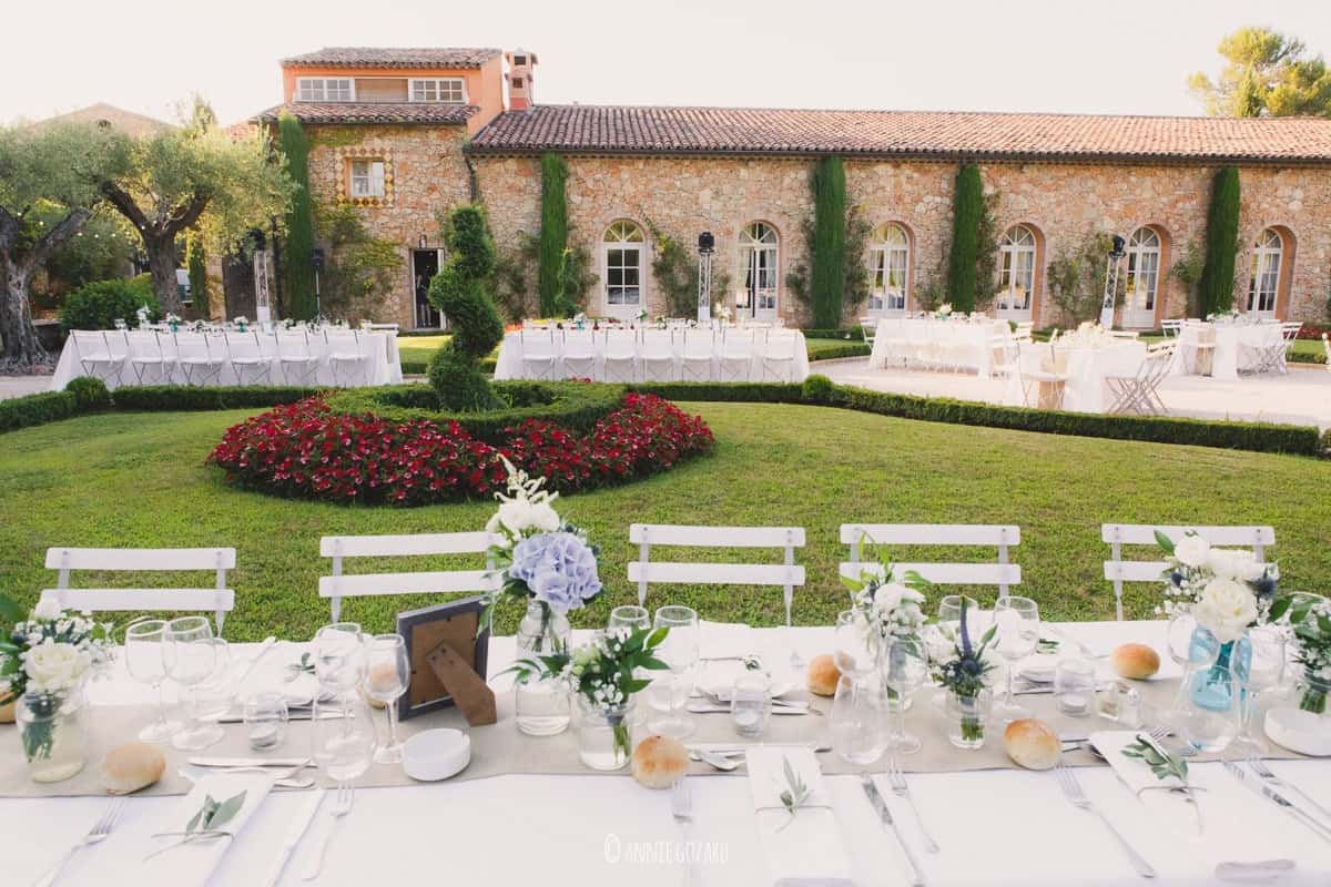 Décoration florale de mariage au Château La Font du Broc