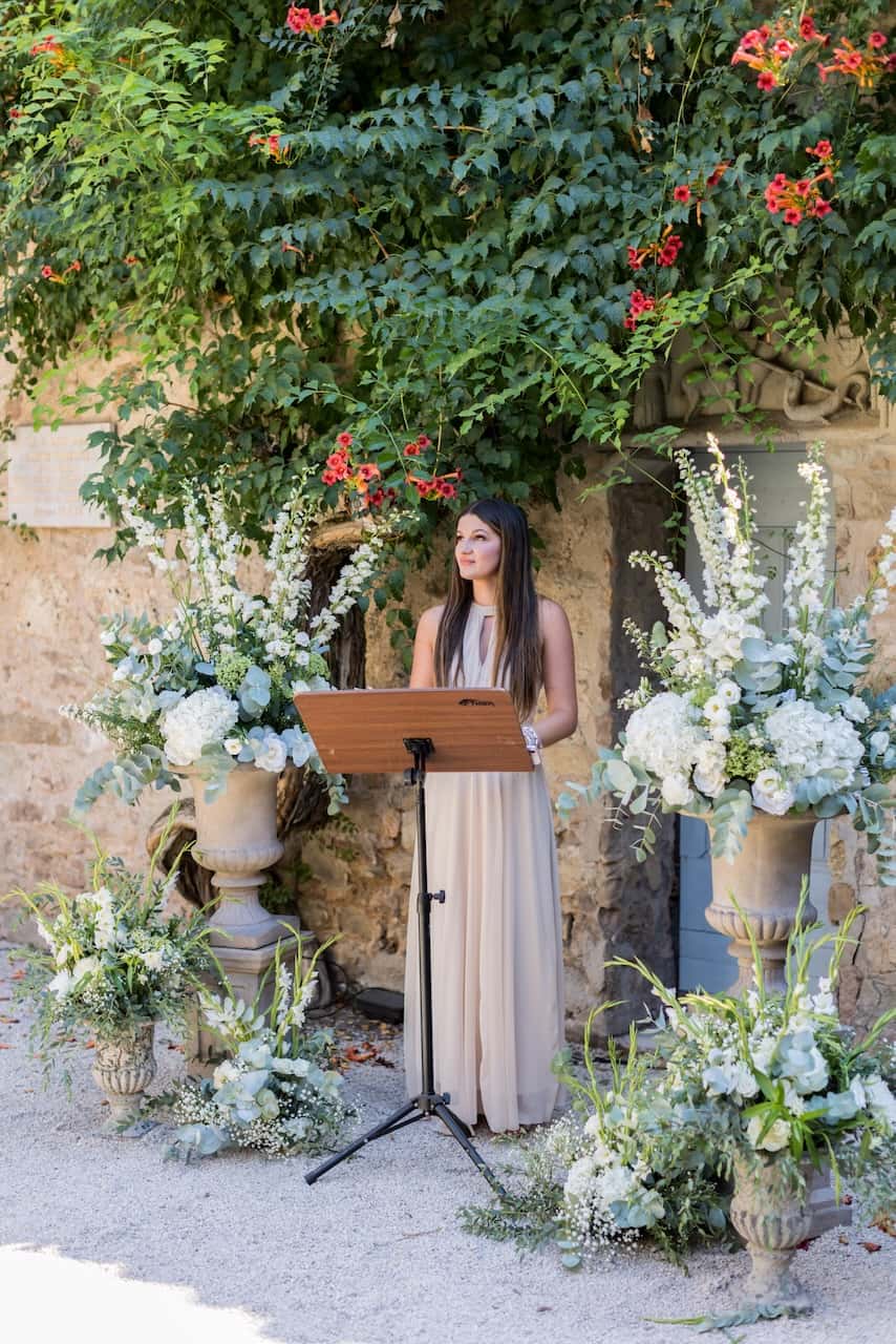 Décoration florale de mariage au Château Sainte-Roseline