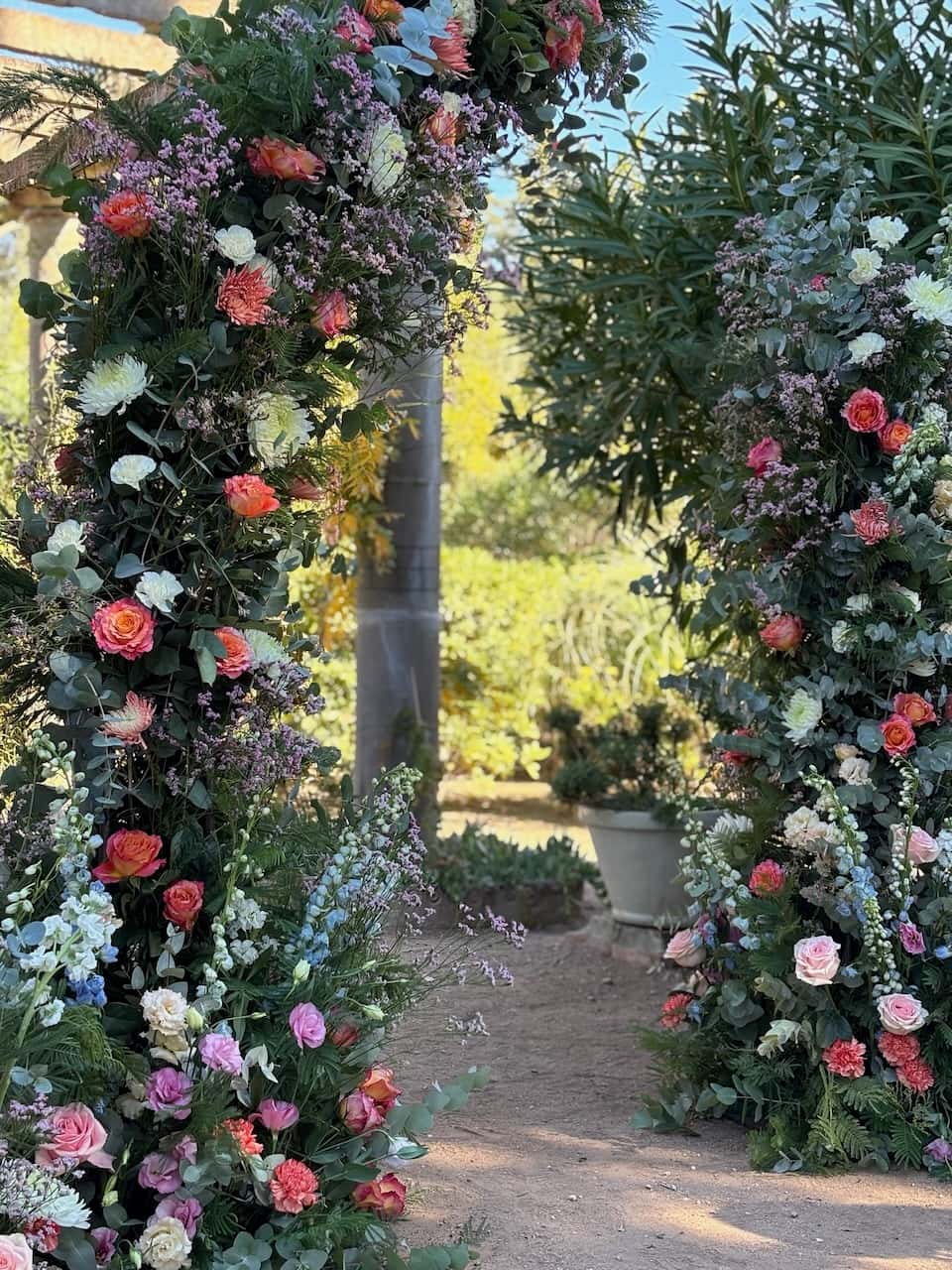 Décoration florale de mariage au Château de Vaucouleurs