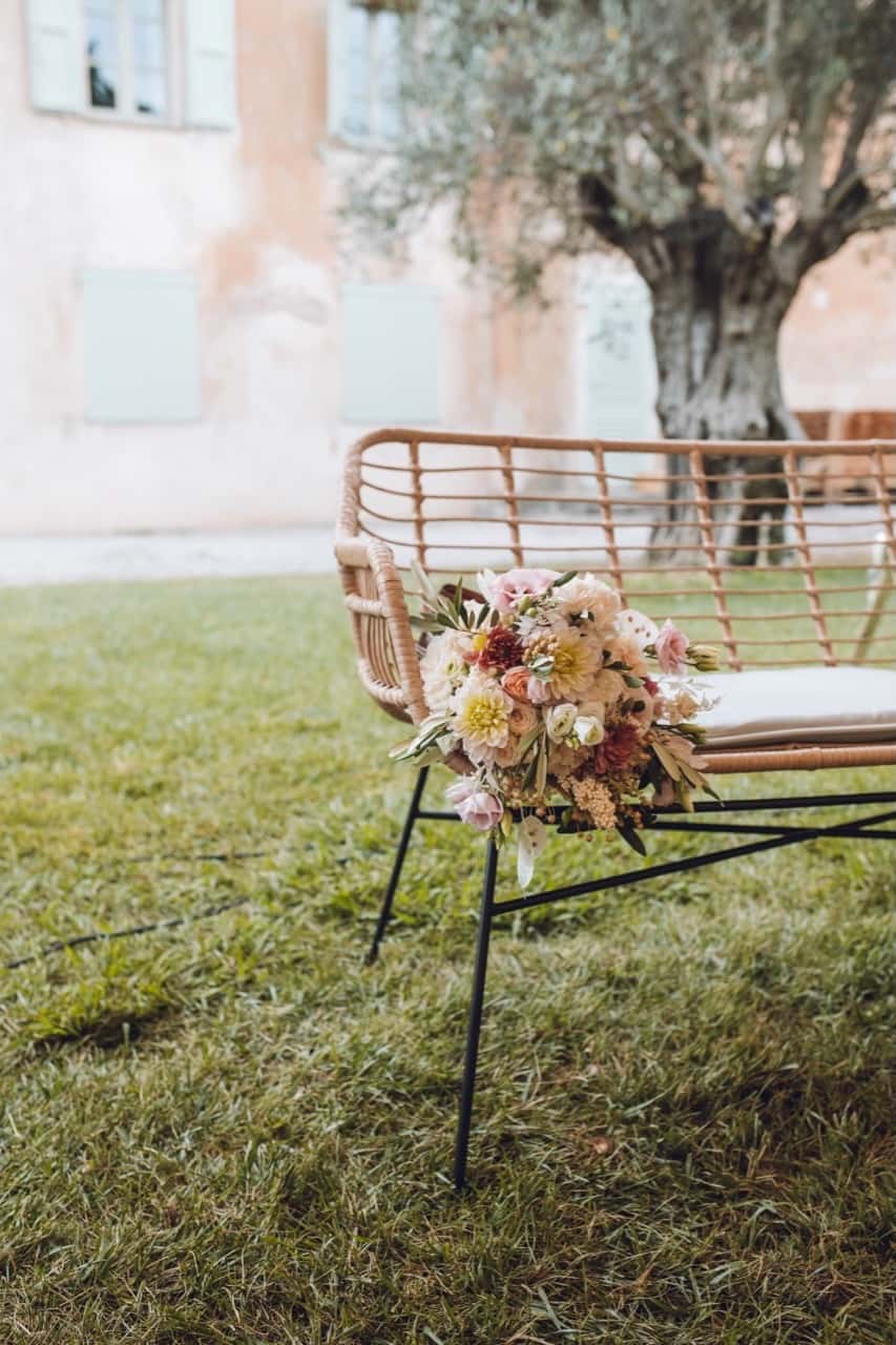 Décoration florale de mariage au Château des Demoiselles